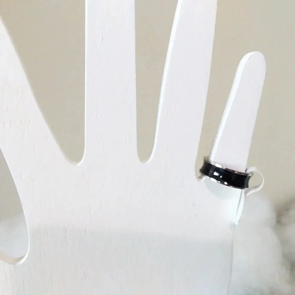 Concave Black Enamel Band - Size 5.25 - Picture 3 of 5